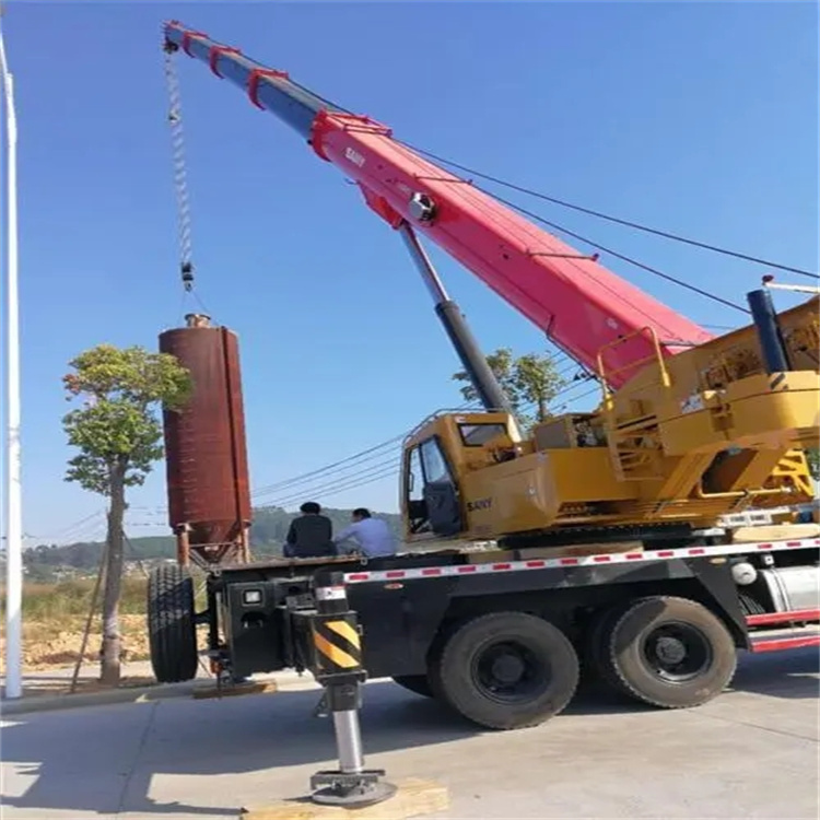 赞皇县专业吊车租赁多少钱