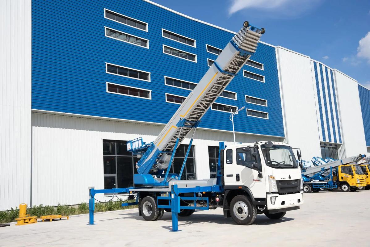 赞皇县小型云梯车上料车租赁多少钱