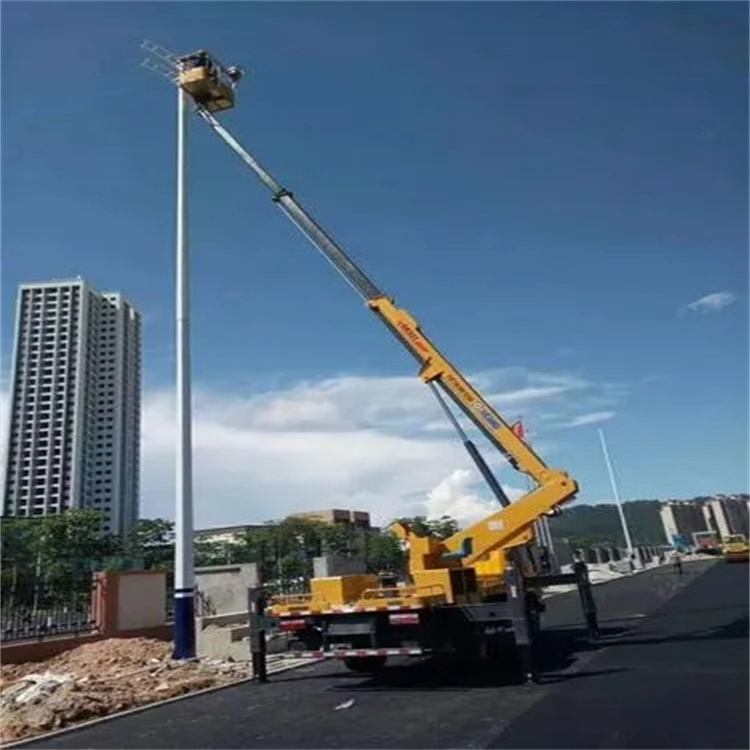 赞皇县维修路灯的曲臂升降车出租