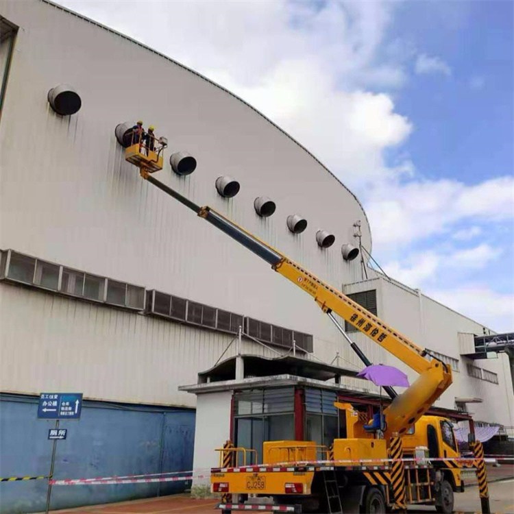 赞皇县高空作业车出租服务：专业广告牌安装解决方案